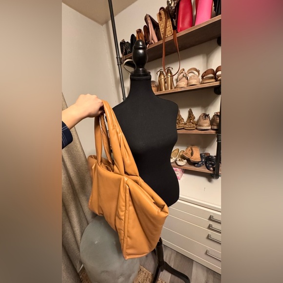 Tote Tan Women's Bag - Picture 2 of 3